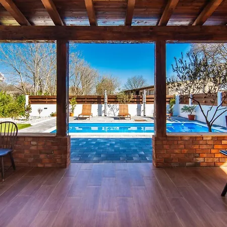 Casa de Férias Kuca Za Odmor Niko *
