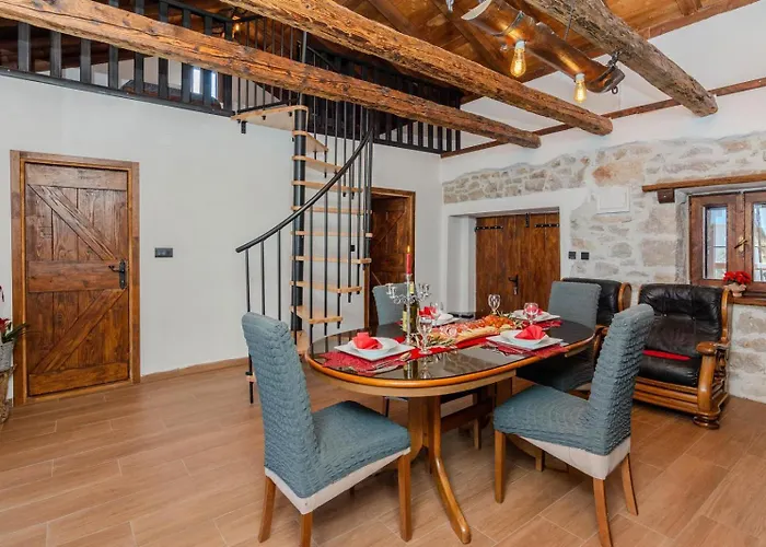 Kuca Za Odmor Niko Nyaraló *